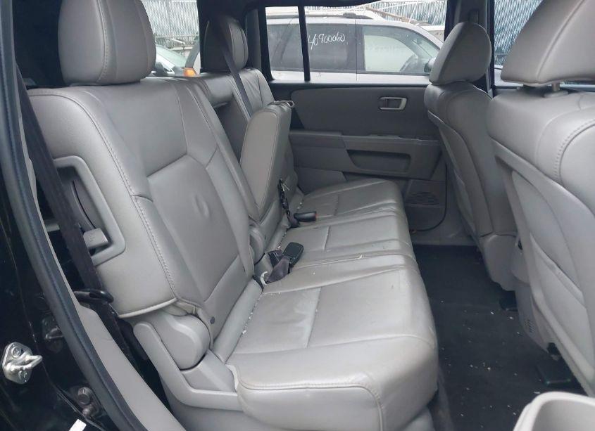 Photo 8 of 2013 Honda Pilot EX-L (VIN 5FNYF4H58DB003440)