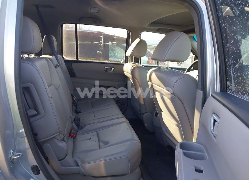 Photo 8 of 2013 Honda Pilot EX-L (VIN 5FNYF4H58DB012624)