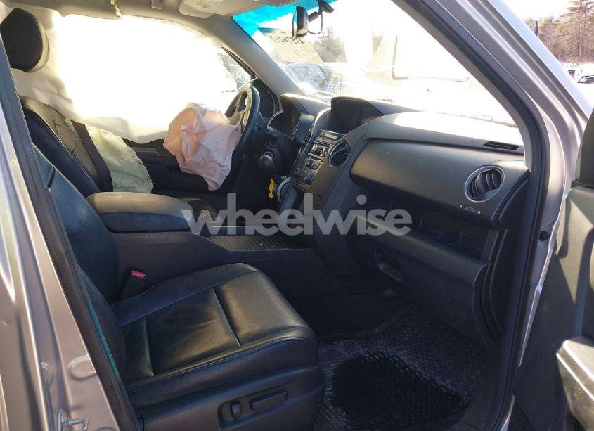 Photo 5 of 2013 Honda Pilot EX-L (VIN 5FNYF4H58DB060169)