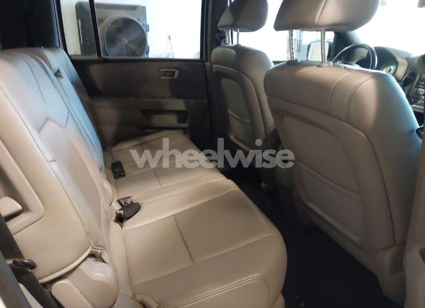 Photo 8 of 2015 Honda Pilot EX-L (VIN 5FNYF4H58FB023464)