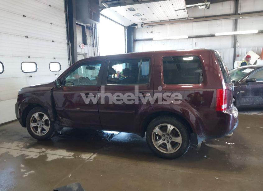 Photo 14 of 2015 Honda Pilot EX-L (VIN 5FNYF4H58FB072972)