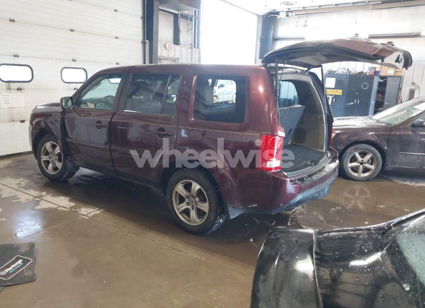 Photo 3 of 2015 Honda Pilot EX-L (VIN 5FNYF4H58FB072972)