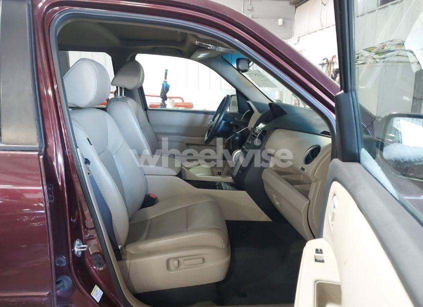 Photo 5 of 2015 Honda Pilot EX-L (VIN 5FNYF4H58FB072972)