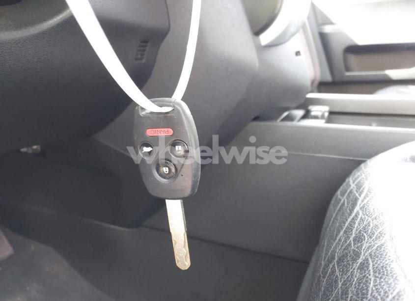 Photo 11 of 2010 Honda Pilot EX-L (VIN 5FNYF4H59AB029735)