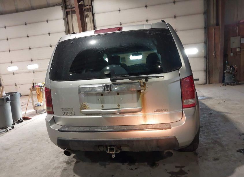 Photo 16 of 2010 Honda Pilot EX-L (VIN 5FNYF4H59AB035664)