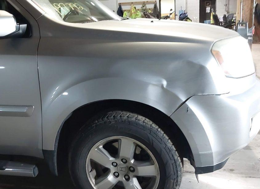 Photo 17 of 2010 Honda Pilot EX-L (VIN 5FNYF4H59AB035664)