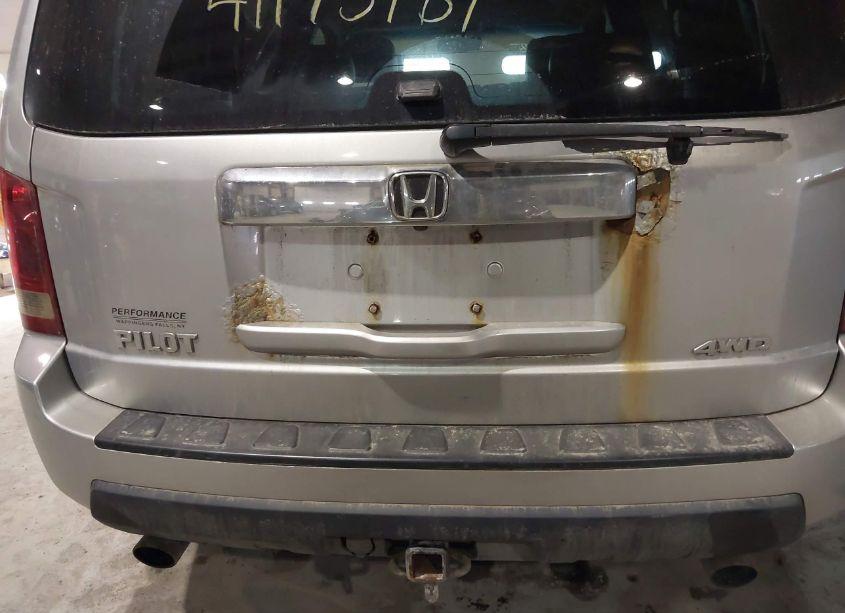 Photo 18 of 2010 Honda Pilot EX-L (VIN 5FNYF4H59AB035664)