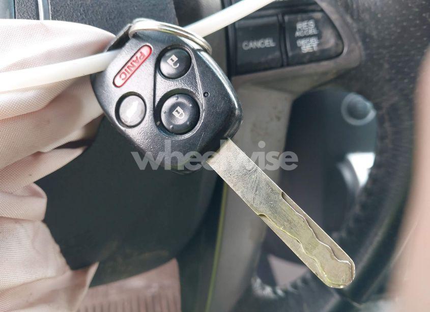 Photo 11 of 2011 Honda Pilot EX-L (VIN 5FNYF4H59BB002357)