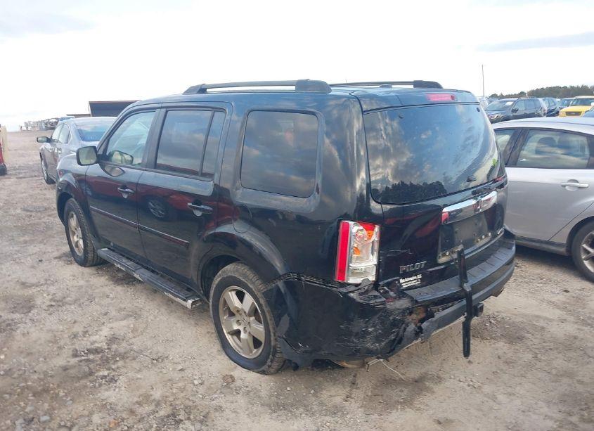 Photo 3 of 2011 Honda Pilot EX-L (VIN 5FNYF4H59BB009616)