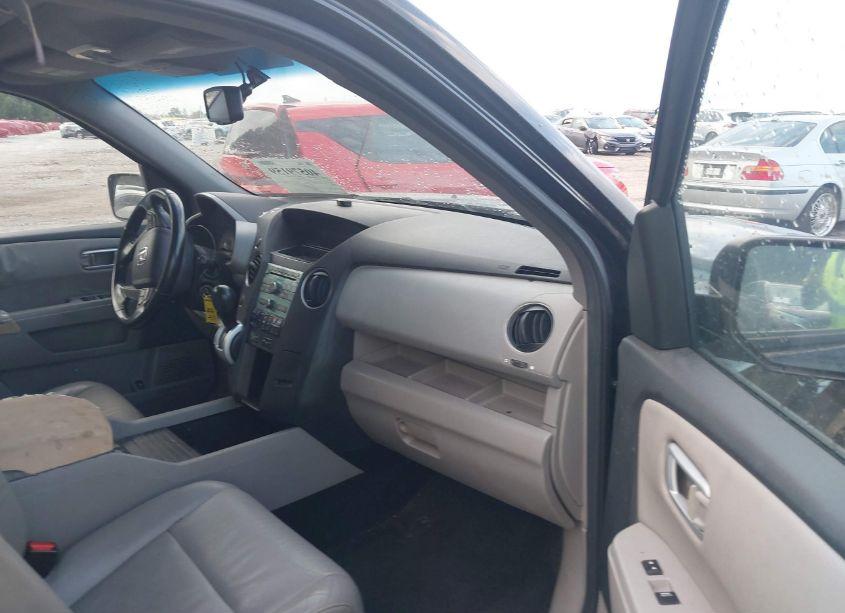 Photo 5 of 2011 Honda Pilot EX-L (VIN 5FNYF4H59BB009616)