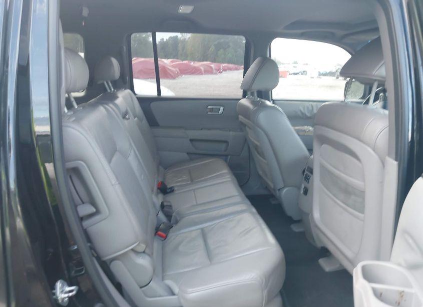 Photo 8 of 2011 Honda Pilot EX-L (VIN 5FNYF4H59BB009616)