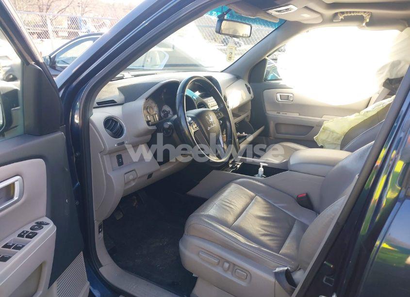 Photo 5 of 2011 Honda Pilot EX-L (VIN 5FNYF4H59BB061845)