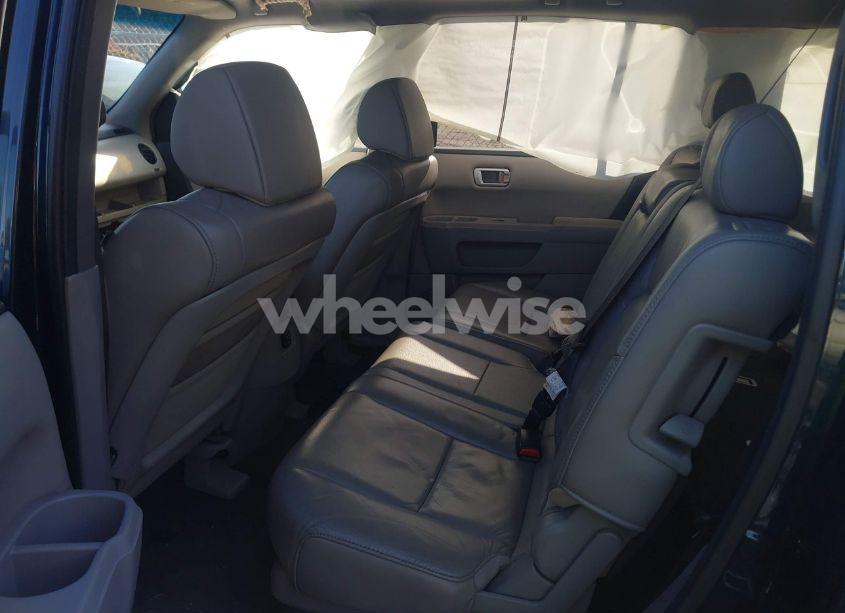 Photo 8 of 2011 Honda Pilot EX-L (VIN 5FNYF4H59BB061845)