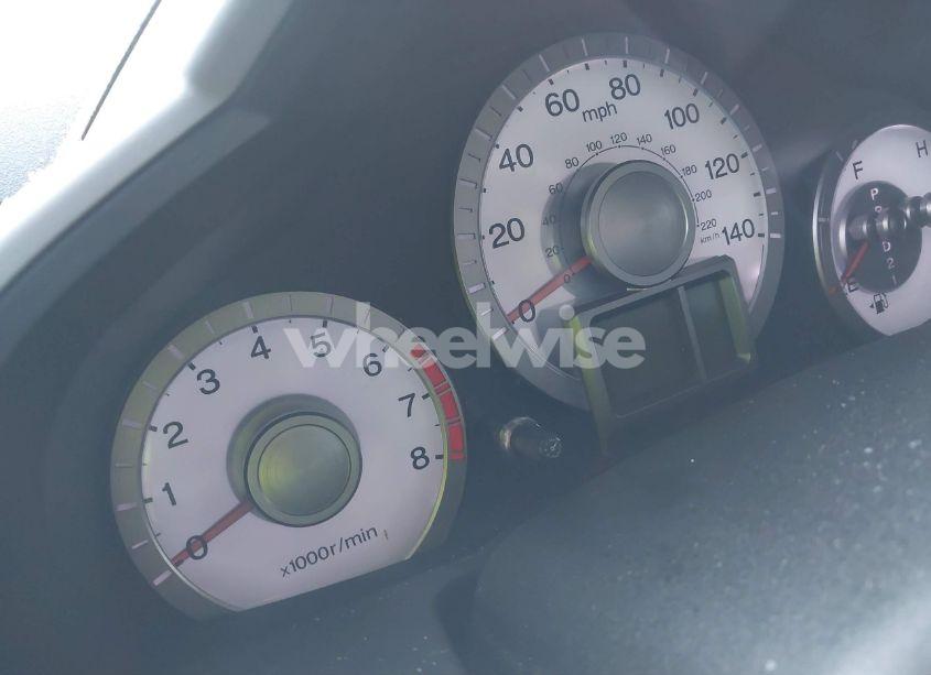 Photo 15 of 2011 Honda Pilot EX-L (VIN 5FNYF4H59BB105374)