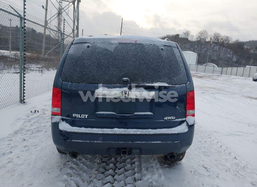 Photo 16 of 2011 Honda Pilot EX-L (VIN 5FNYF4H59BB105374)