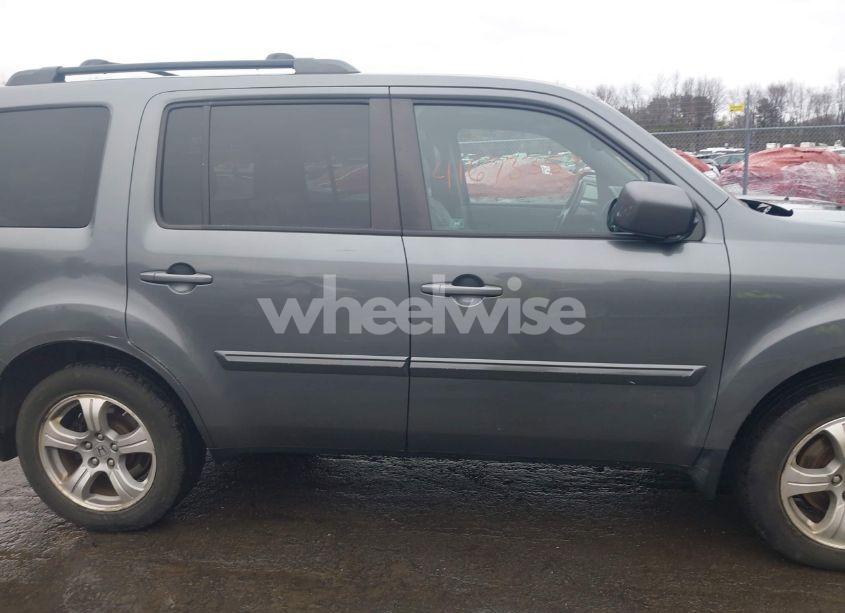 Photo 13 of 2012 Honda Pilot EX-L (VIN 5FNYF4H59CB038311)