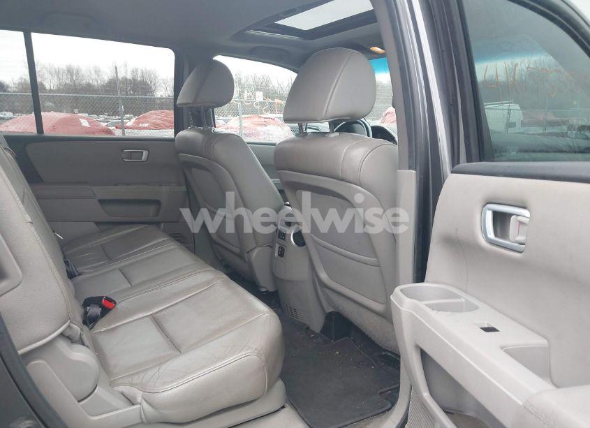 Photo 8 of 2012 Honda Pilot EX-L (VIN 5FNYF4H59CB038311)