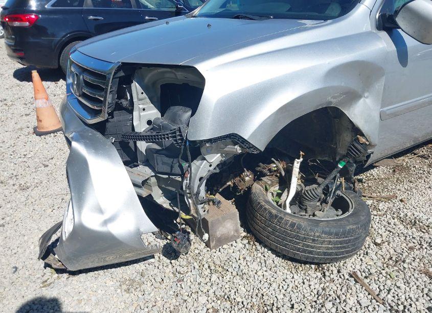 Photo 6 of 2012 Honda Pilot EX-L (VIN 5FNYF4H59CB060910)