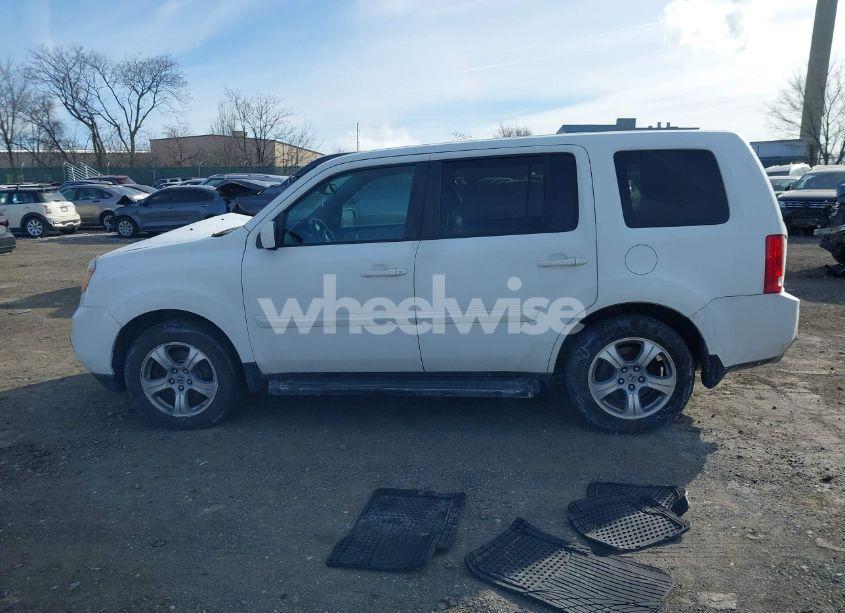 Photo 14 of 2013 Honda Pilot EX-L (VIN 5FNYF4H59DB004497)