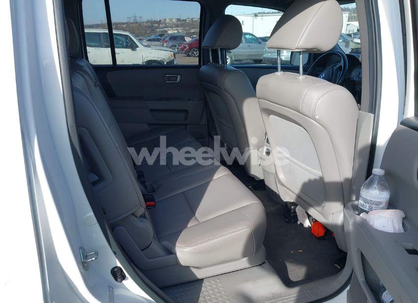 Photo 8 of 2013 Honda Pilot EX-L (VIN 5FNYF4H59DB004497)