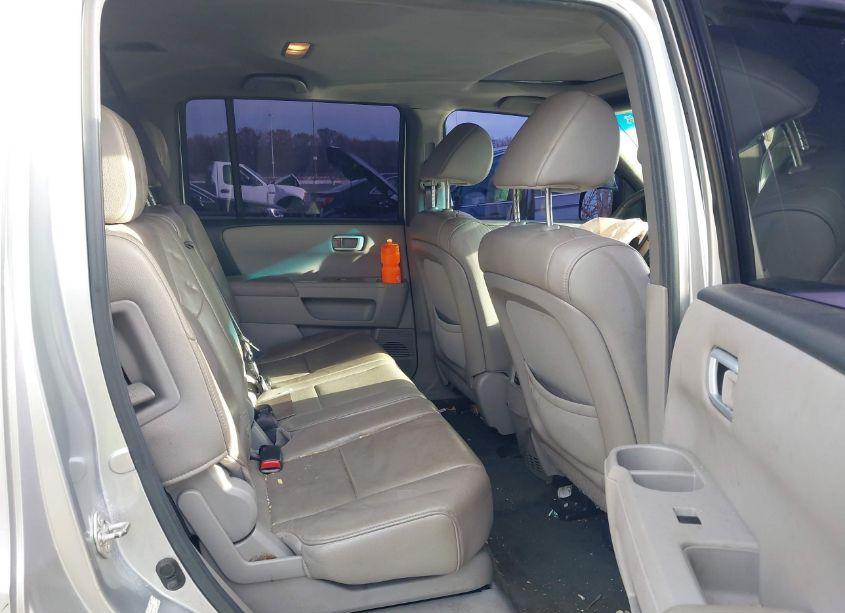 Photo 8 of 2013 Honda Pilot EX-L (VIN 5FNYF4H59DB029920)