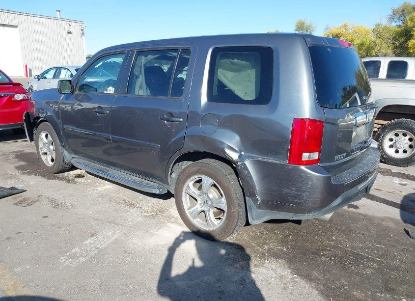 Photo 3 of 2013 Honda Pilot EX-L (VIN 5FNYF4H59DB051366)