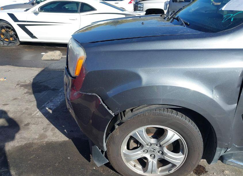 Photo 6 of 2013 Honda Pilot EX-L (VIN 5FNYF4H59DB051366)