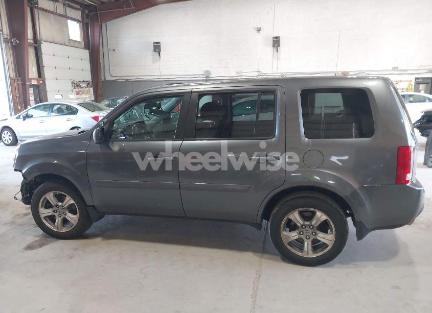 Photo 14 of 2013 Honda Pilot EX-L (VIN 5FNYF4H59DB065915)