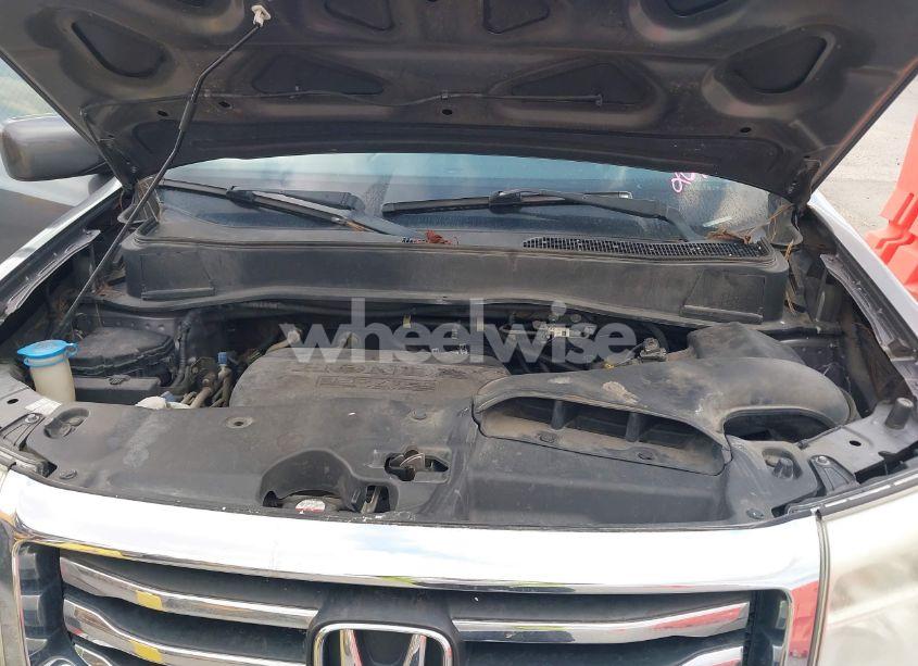 Photo 10 of 2014 Honda Pilot EX-L (VIN 5FNYF4H59EB005344)