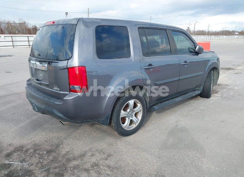 Photo 4 of 2014 Honda Pilot EX-L (VIN 5FNYF4H59EB005344)