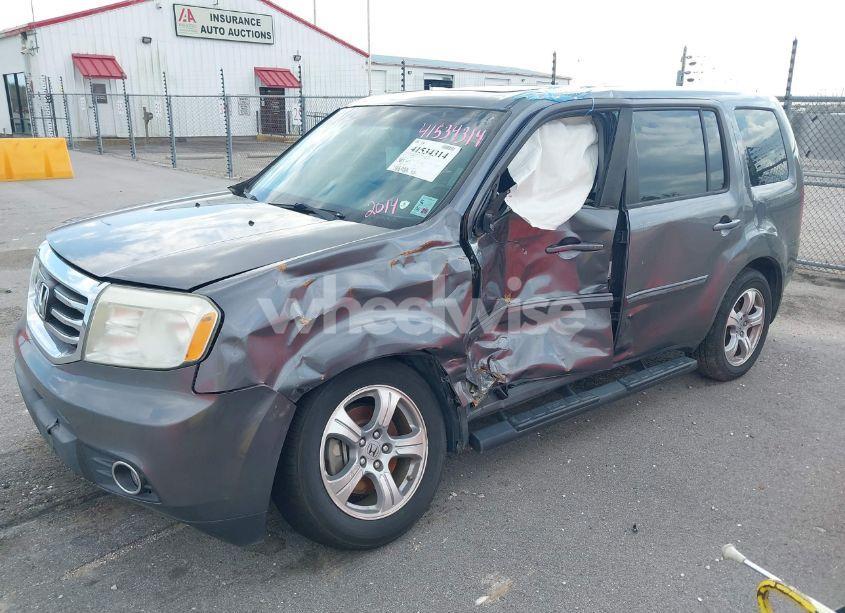 Photo 6 of 2014 Honda Pilot EX-L (VIN 5FNYF4H59EB005344)