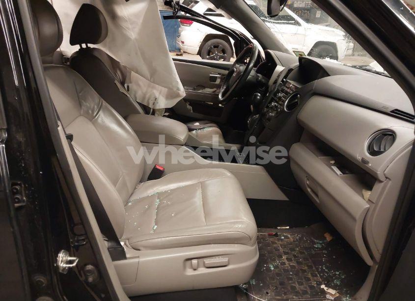 Photo 5 of 2015 Honda Pilot EX-L (VIN 5FNYF4H59FB010416)