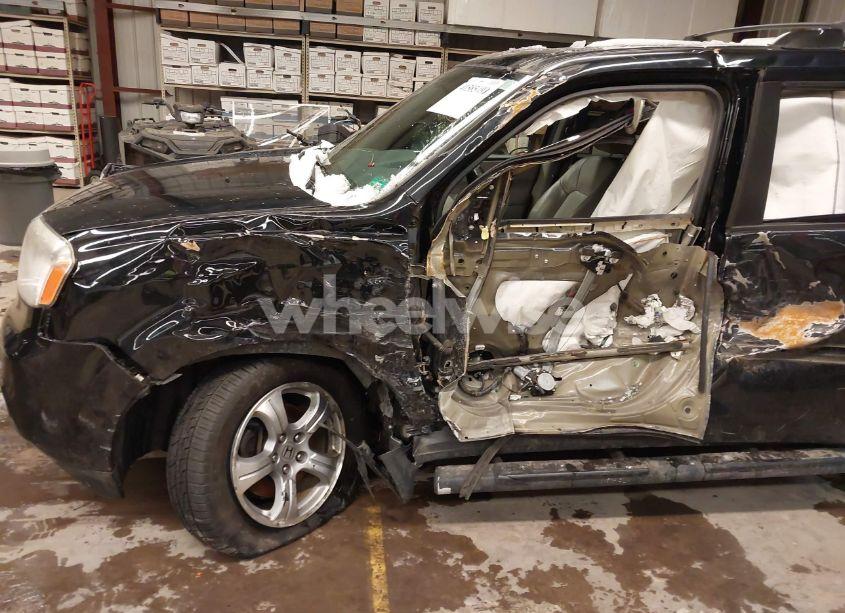 Photo 6 of 2015 Honda Pilot EX-L (VIN 5FNYF4H59FB010416)