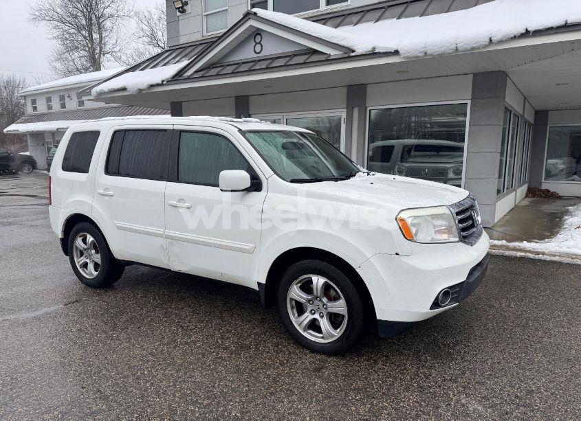 2015 Honda Pilot EX-L (VIN 5FNYF4H59FB045733) main photo