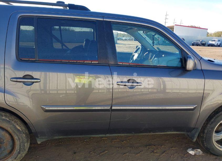 Photo 13 of 2015 Honda Pilot EX-L (VIN 5FNYF4H59FB060023)