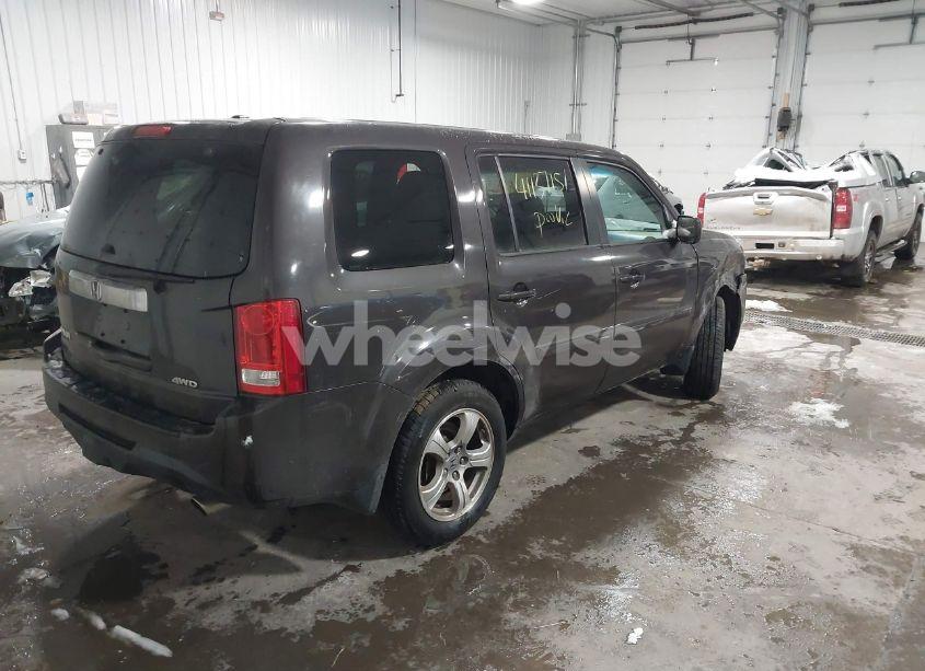 Photo 4 of 2015 Honda Pilot EX-L (VIN 5FNYF4H59FB069269)