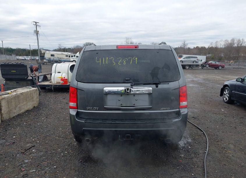 Photo 16 of 2010 Honda Pilot EX-L (VIN 5FNYF4H5XAB026018)