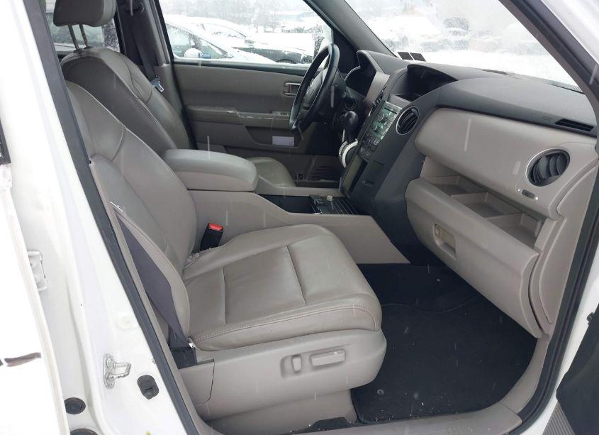 Photo 5 of 2011 Honda Pilot EX-L (VIN 5FNYF4H5XBB026635)