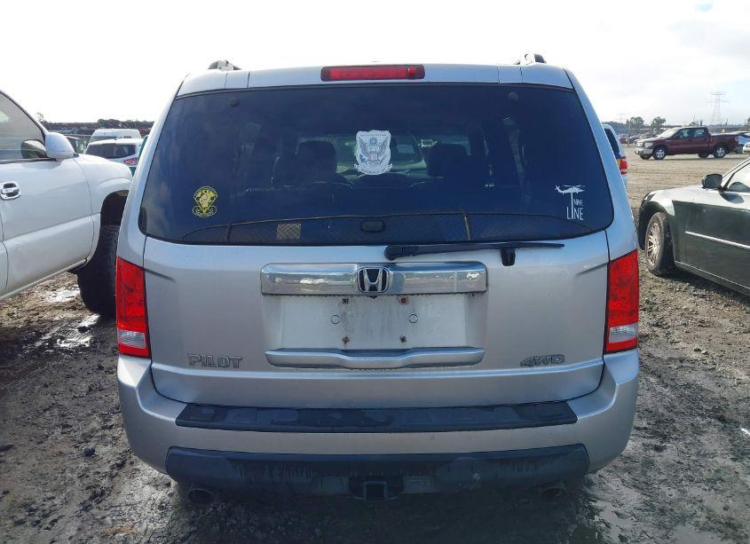Photo 16 of 2011 Honda Pilot EX-L (VIN 5FNYF4H5XBB046481)