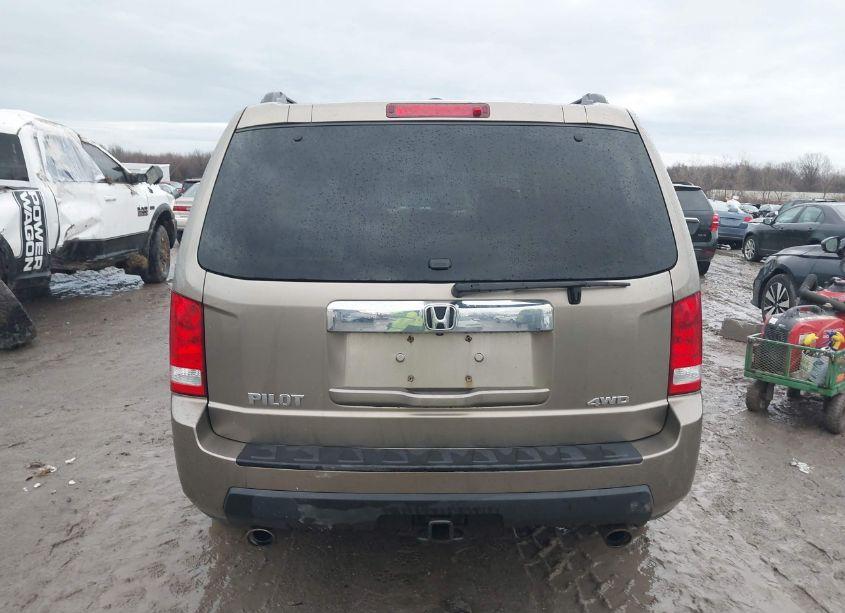 Photo 16 of 2011 Honda Pilot EX-L (VIN 5FNYF4H5XBB072868)