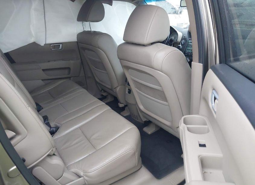 Photo 8 of 2011 Honda Pilot EX-L (VIN 5FNYF4H5XBB072868)