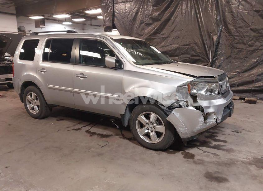 2011 Honda Pilot EX-L (VIN 5FNYF4H5XBB104301) main photo
