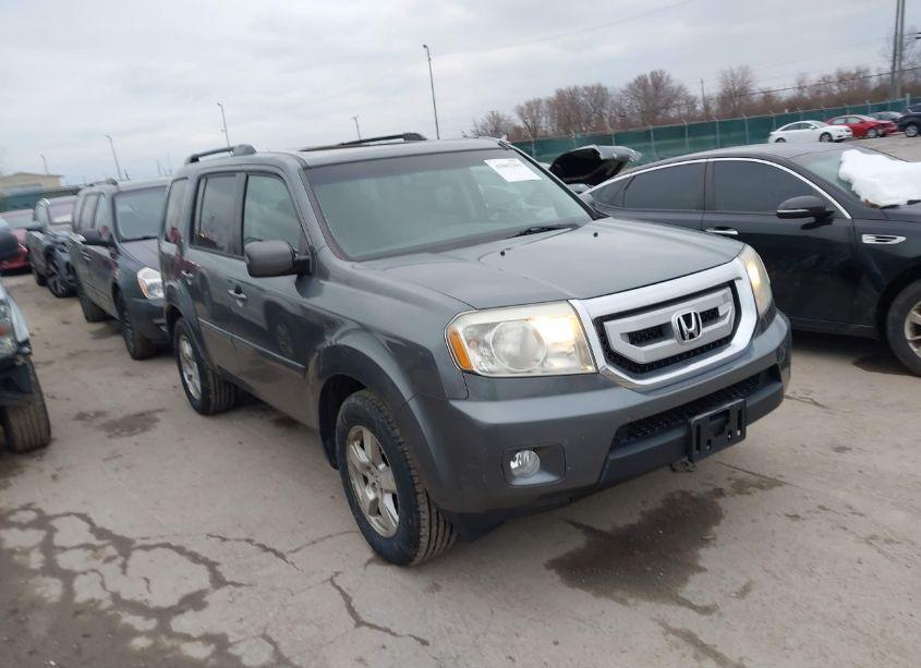 2011 Honda Pilot EX-L (VIN 5FNYF4H5XBB104931) main photo