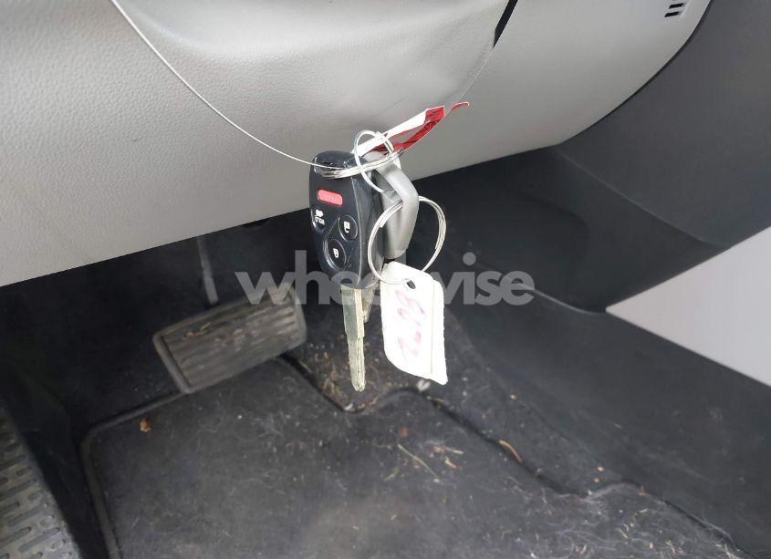 Photo 11 of 2012 Honda Pilot EX-L (VIN 5FNYF4H5XCB008072)