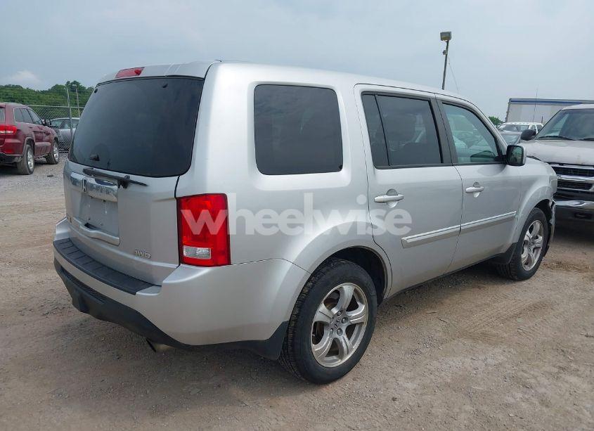 Photo 4 of 2012 Honda Pilot EX-L (VIN 5FNYF4H5XCB008072)