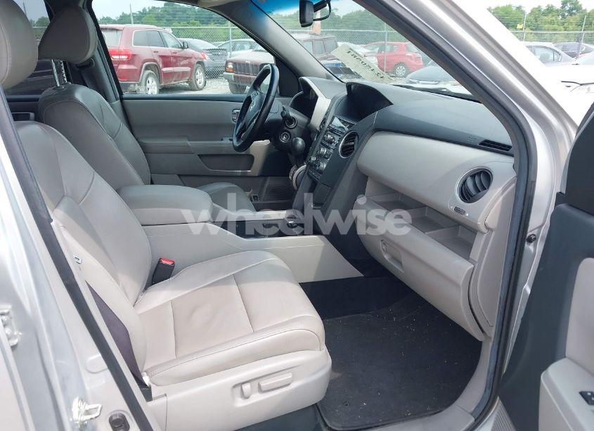 Photo 5 of 2012 Honda Pilot EX-L (VIN 5FNYF4H5XCB008072)