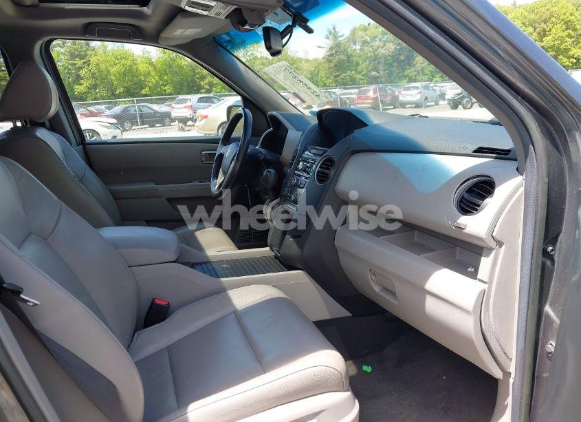 Photo 5 of 2012 Honda Pilot EX-L (VIN 5FNYF4H5XCB065744)