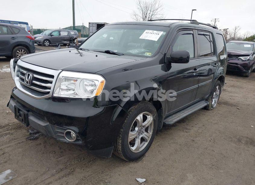 Photo 2 of 2012 Honda Pilot EX-L (VIN 5FNYF4H5XCB074685)