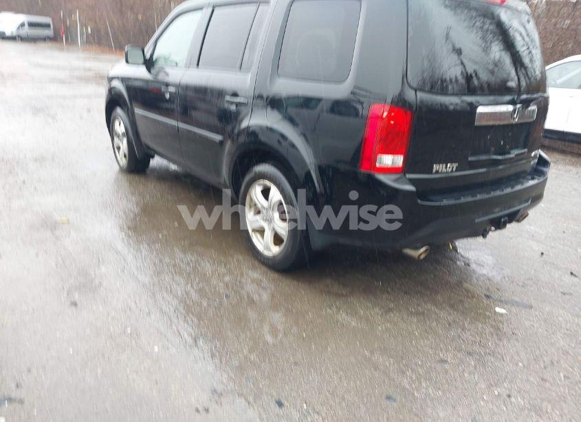 Photo 3 of 2012 Honda Pilot EX-L (VIN 5FNYF4H5XCB085590)