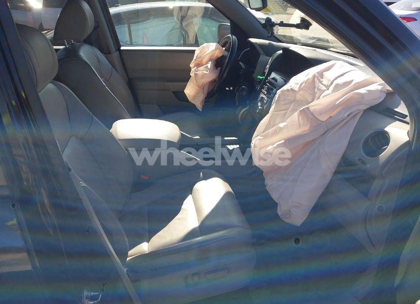 Photo 5 of 2013 Honda Pilot EX-L (VIN 5FNYF4H5XDB042112)